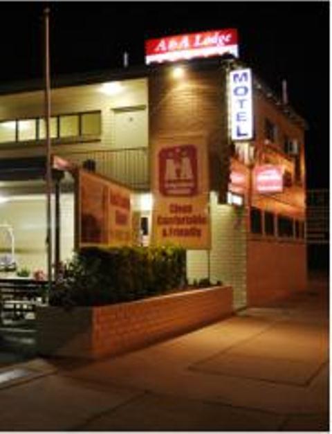 אמרלד A&A Lodge Motel מראה חיצוני תמונה
