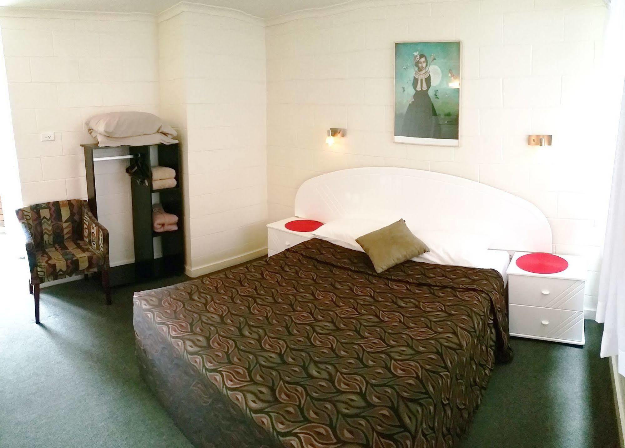 אמרלד A&A Lodge Motel מראה חיצוני תמונה