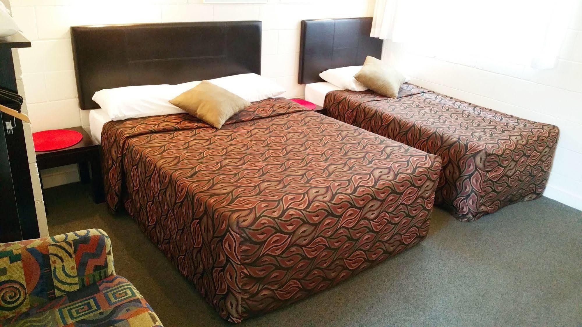 אמרלד A&A Lodge Motel מראה חיצוני תמונה
